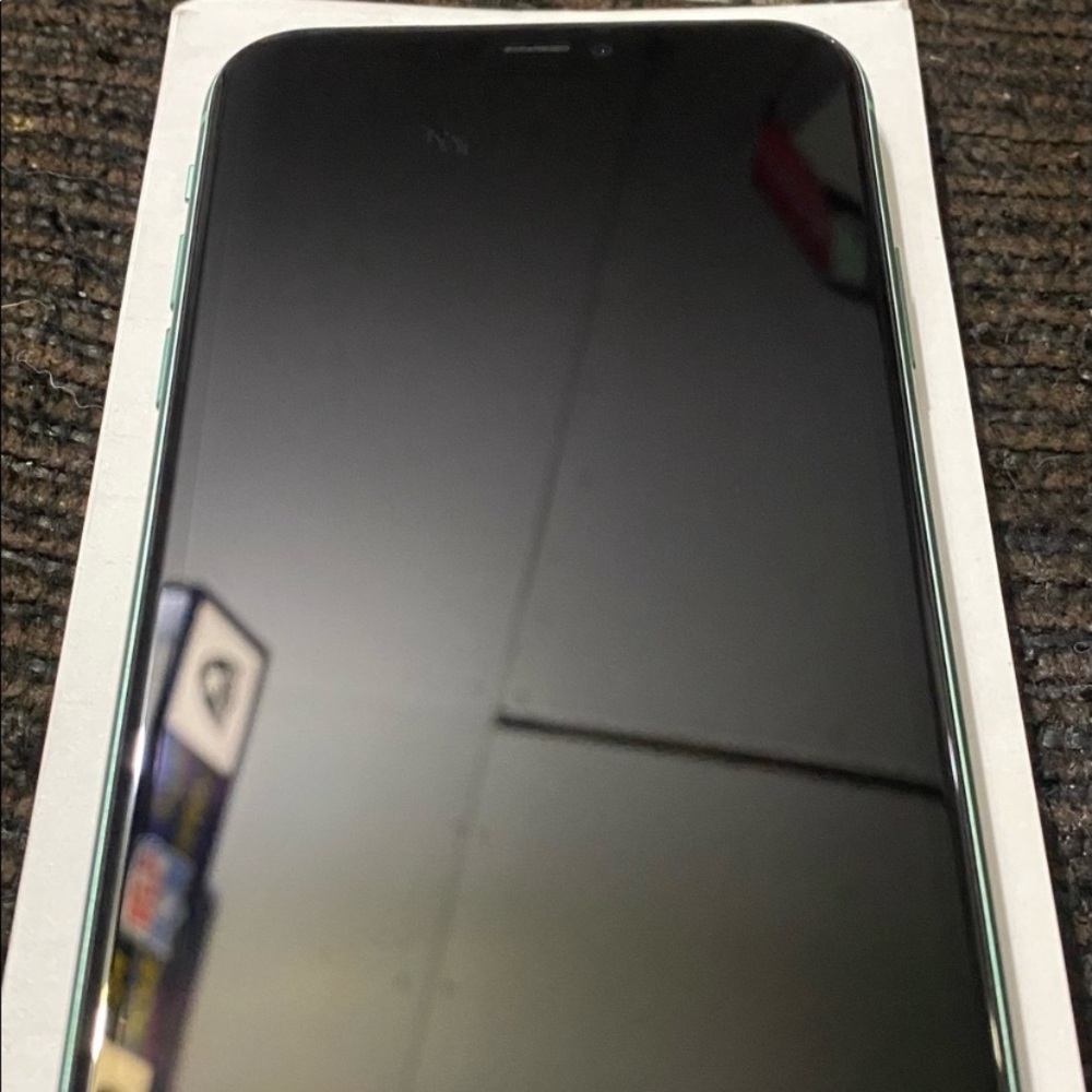 iPhone 11